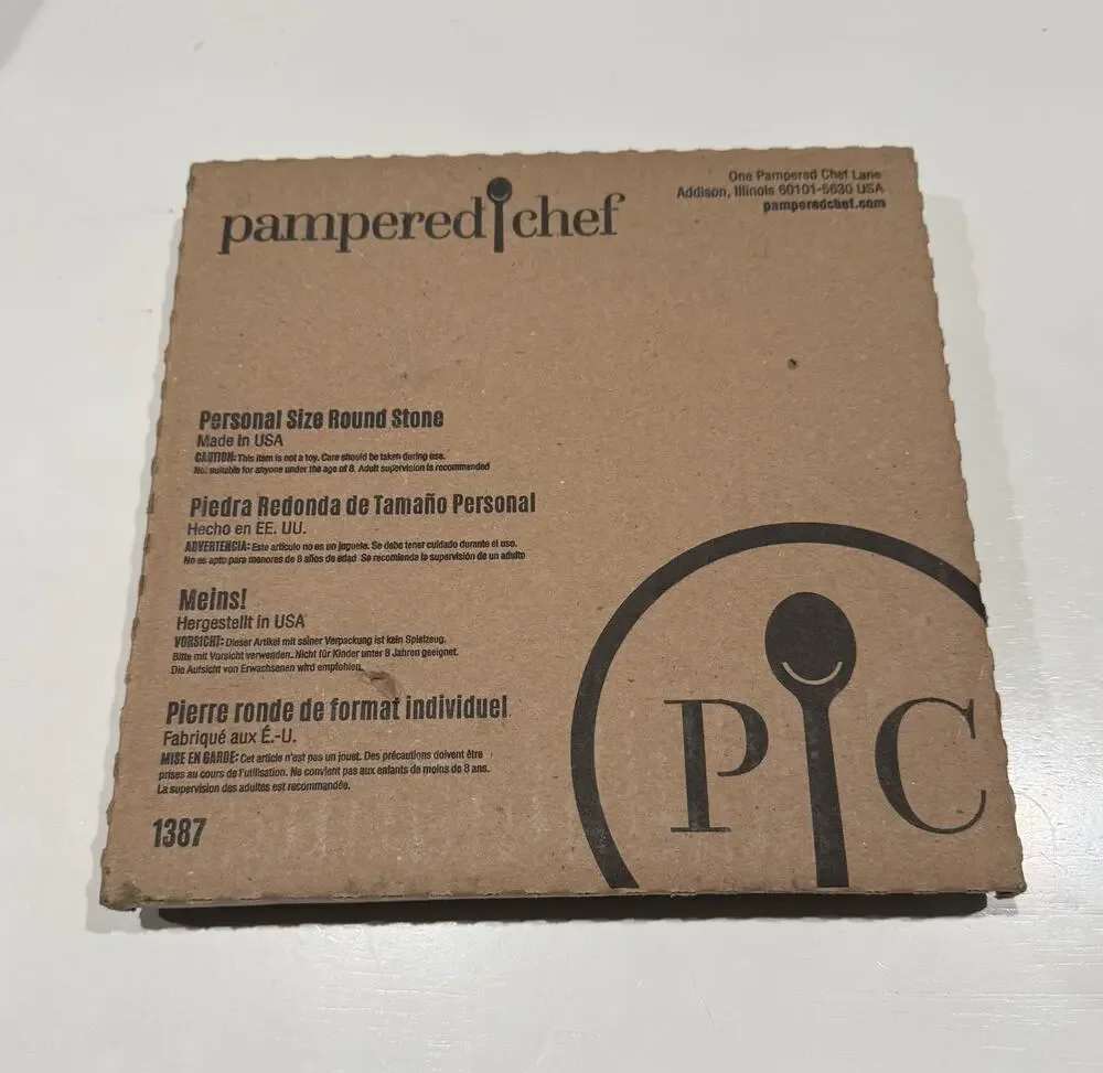 Pampered Chef Personal Size Round Pizza Stone #1387 – New in the Box